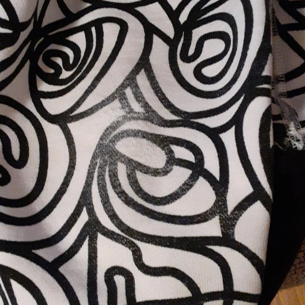 Lululemon Scuba - Picture 3 of 6